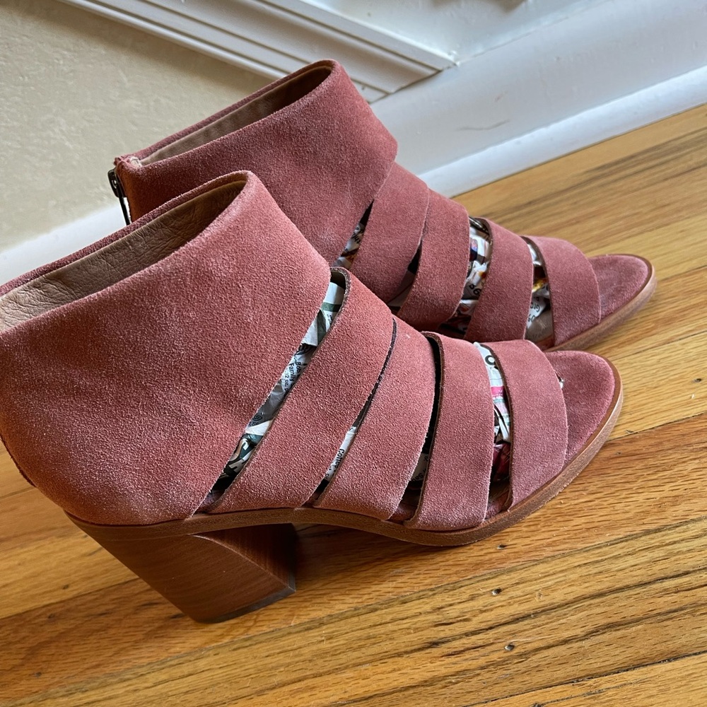 Frye Women's Tash Cut Out Bootie Heeled Bootie 7.5